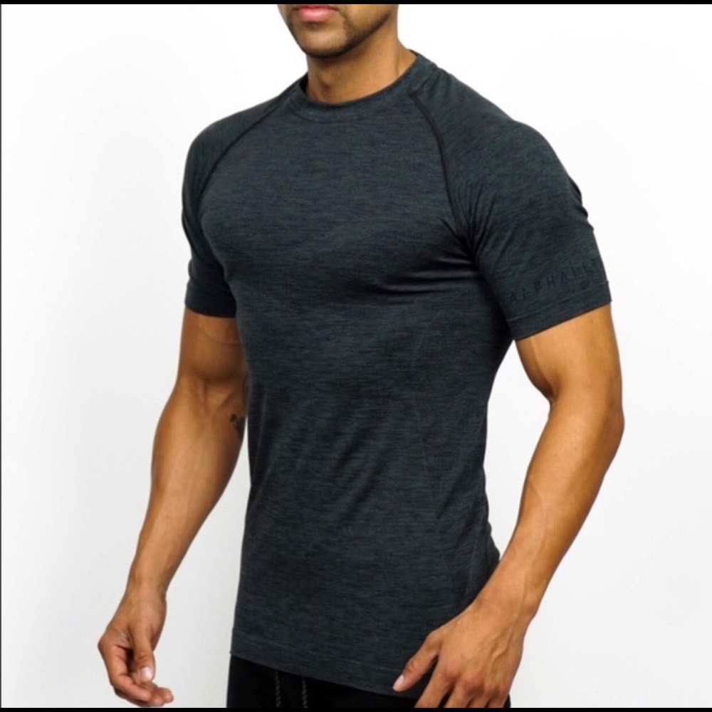 Alphalete Zenith T-Shirt - Obsidian Colorway